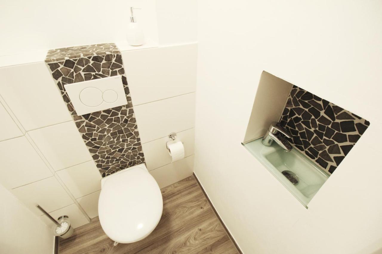 Secret Hideaways Space Loft Wohndesign Auf 2 Etagen L 450M Bis Uni Duisburg Kültér fotó